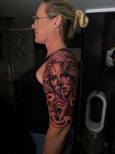 Black&Grey realism, Chichano tattoo